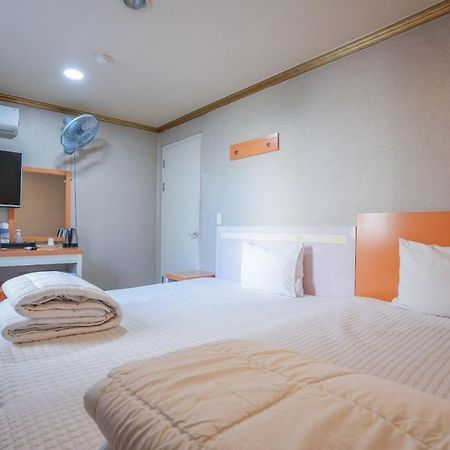 K Motel Daeyeon Busan Exterior foto