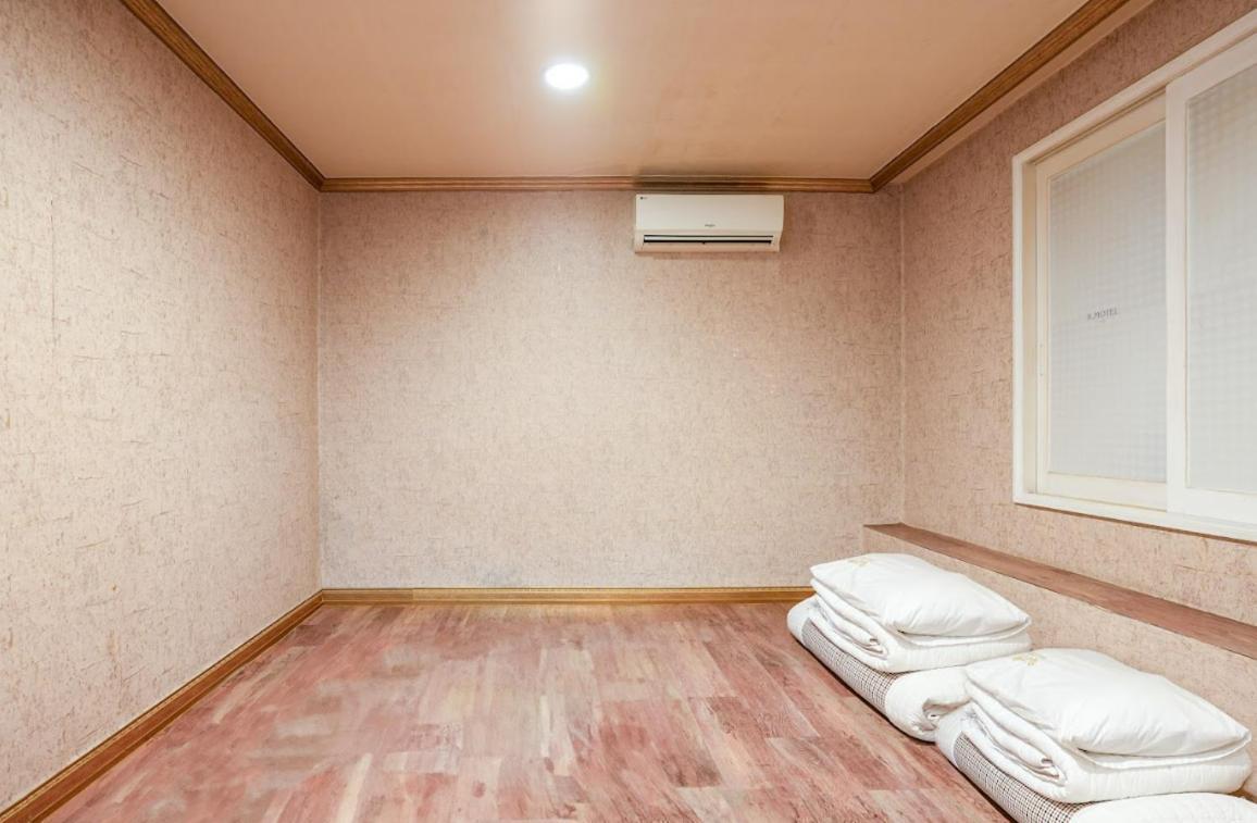 K Motel Daeyeon Busan Exterior foto