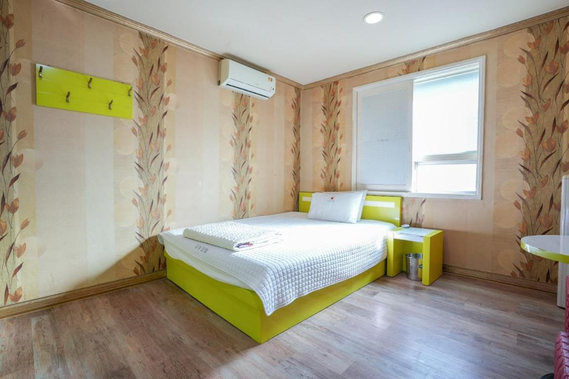 K Motel Daeyeon Busan Exterior foto